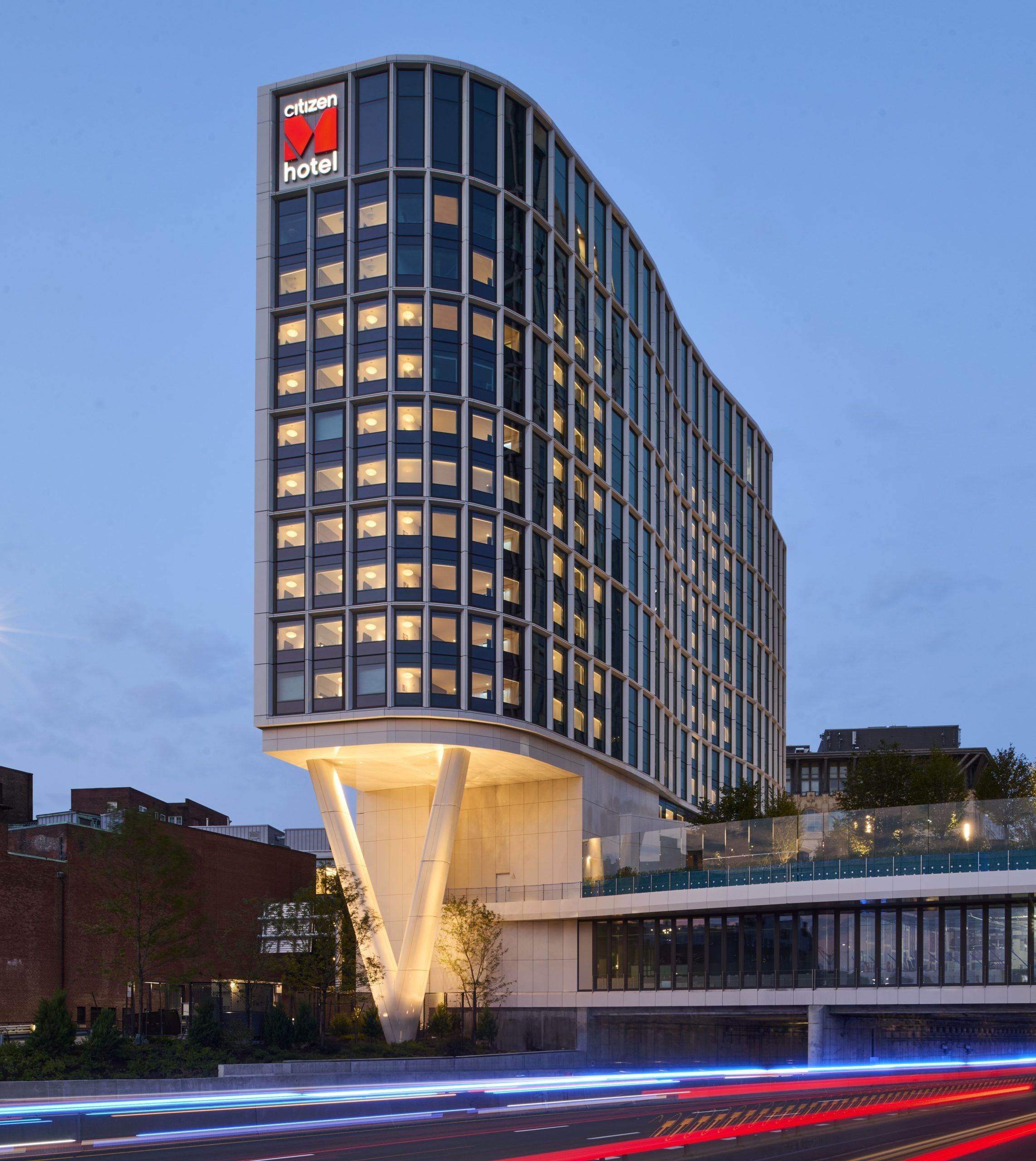 CitizenM Opens Largest Hotel in Boston Back Bay | Stunning Rooftop Bar ...