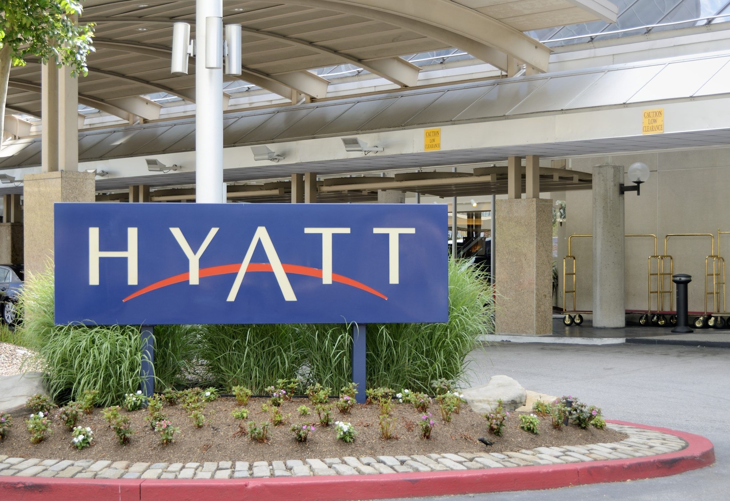 Hyatt chooses Oracle OPERA Cloud as PMS